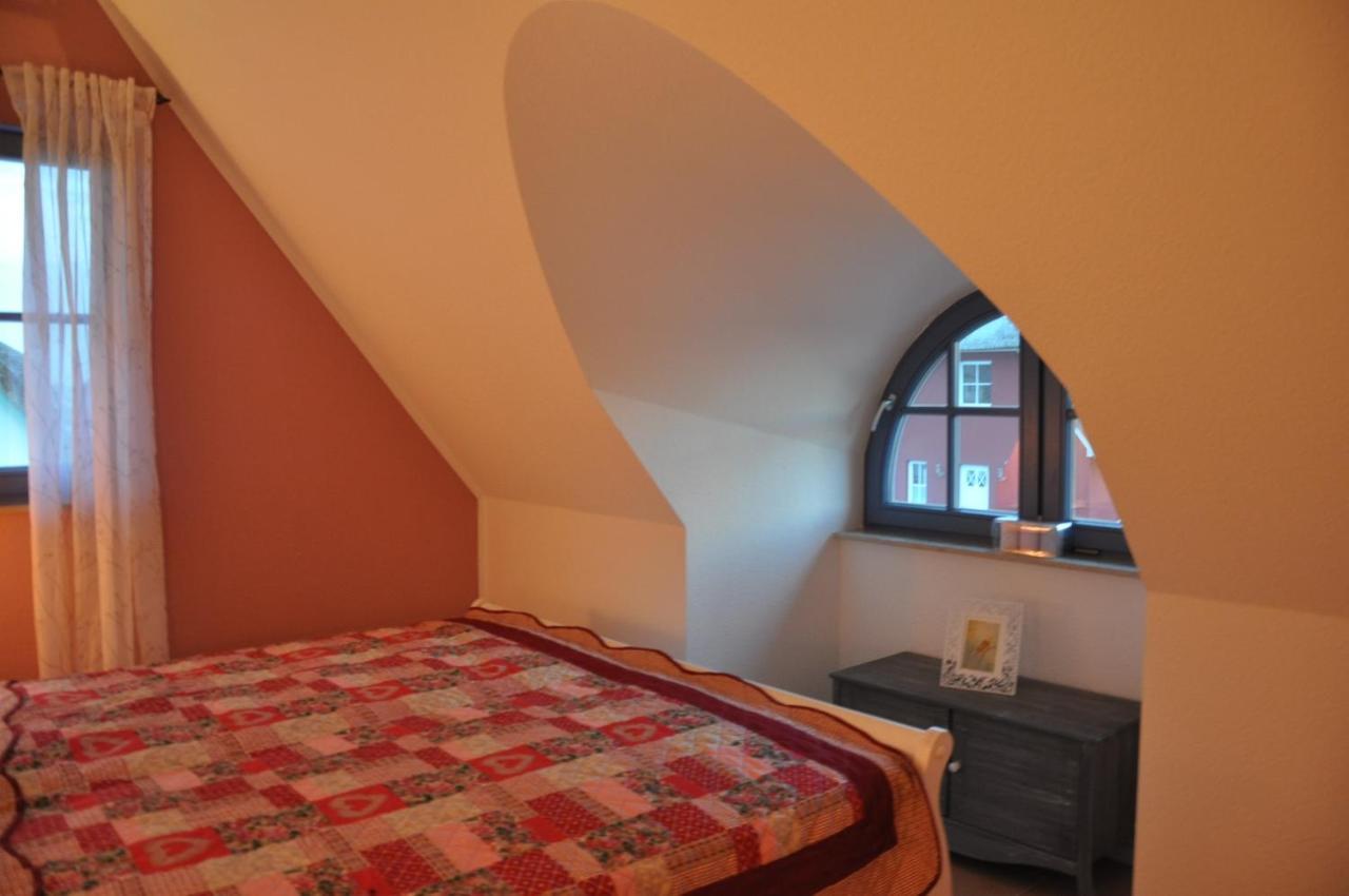 Emilias Hüs, Reethaus in der Bucht von Wismar Zierow Exterior foto